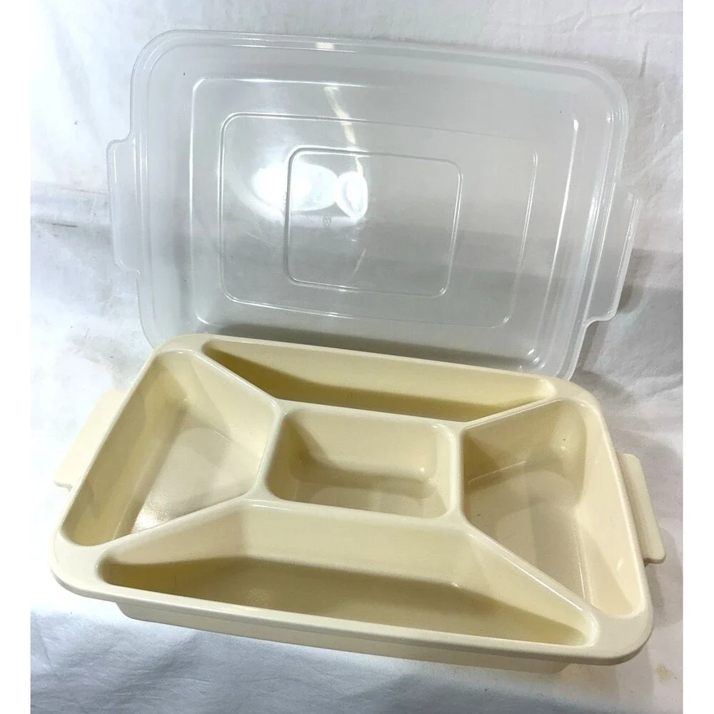 Vintage Rubbermaid Servin Saver Divided Tray And Lid Food Storage Almond 0833